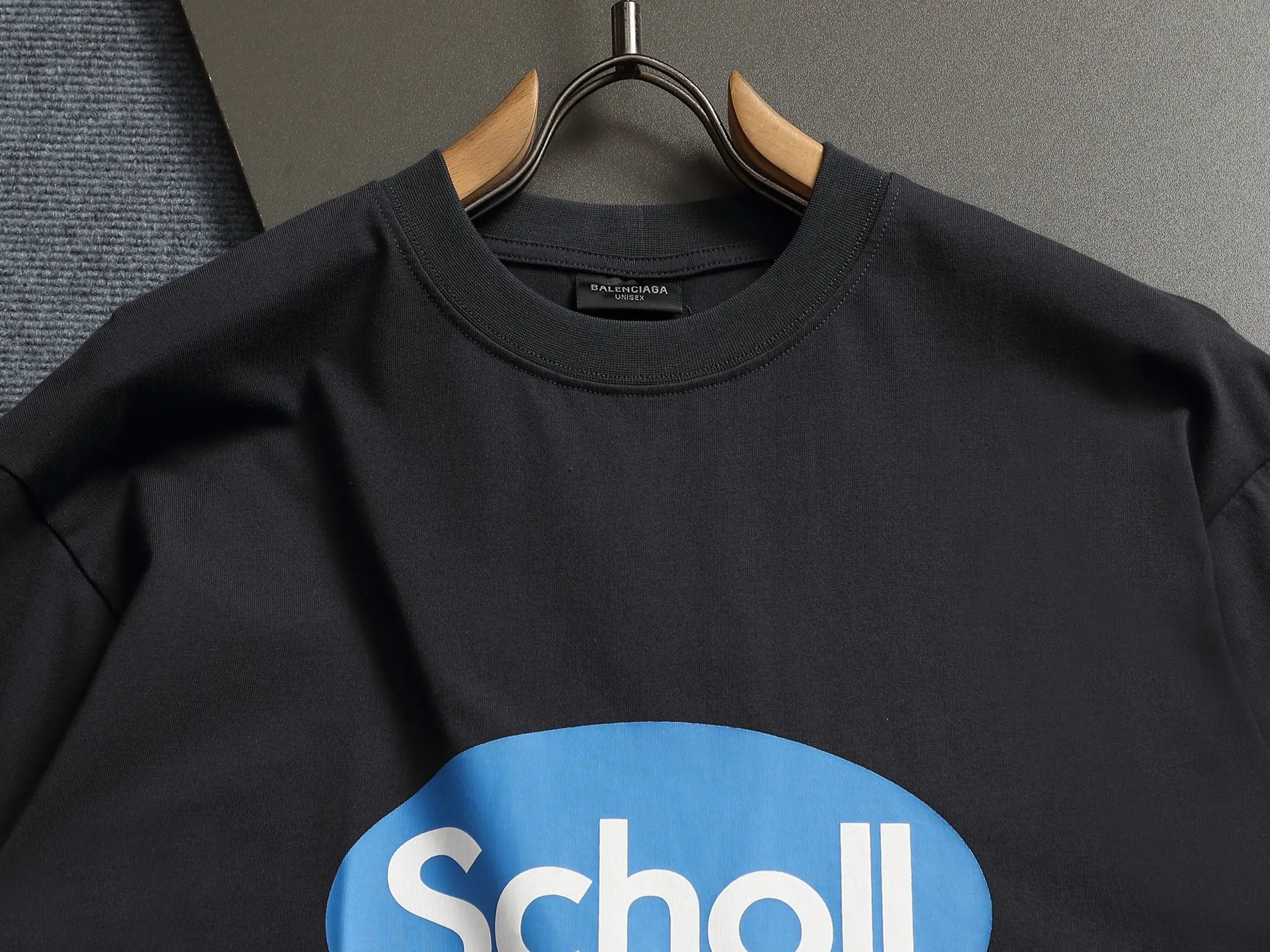 BALENCIAGA 2026 SCHOOL Logo ， Retro Same Style T 320 Versatile : Black Size：XS S M L